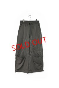 JieDa/CURVE OVER NYLON PANTS GRAY